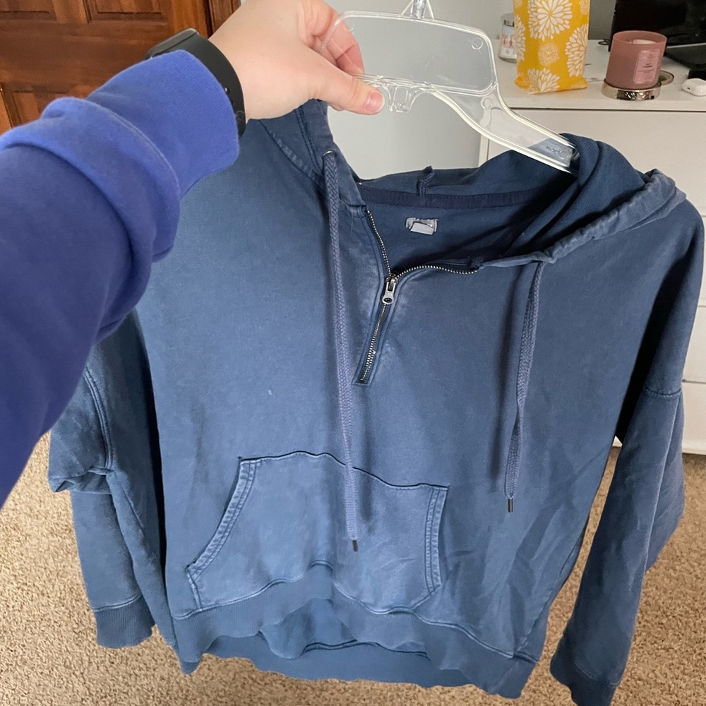 Aerie sweatshirt